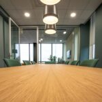 Comment nettoyer une salle de réunion ?